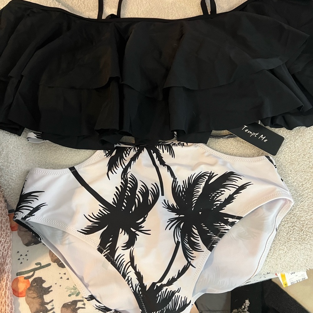 Black and White High Wasted 2 piece